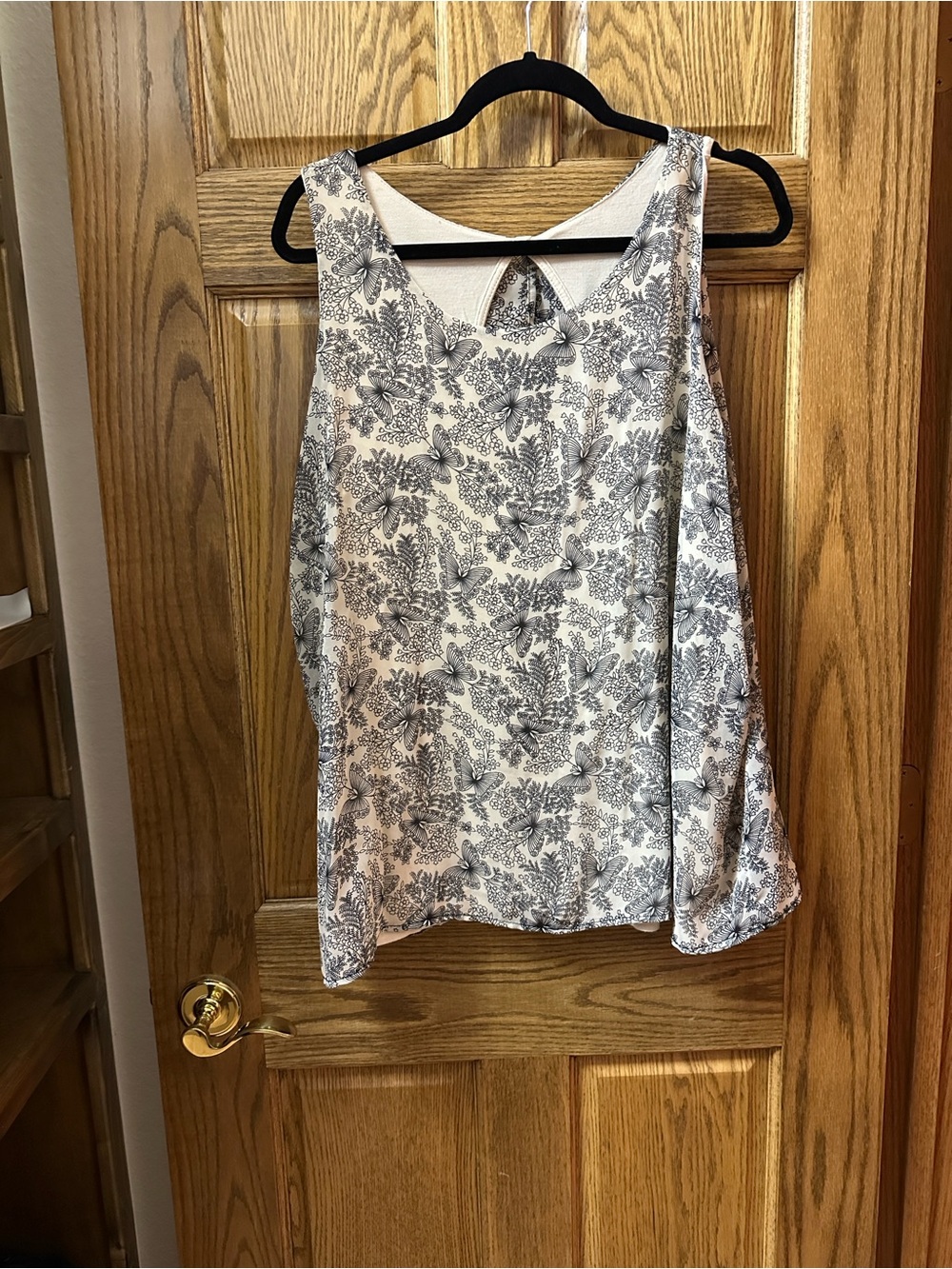 Lightweight peach/ tan & Black Floral Sleeveless Top